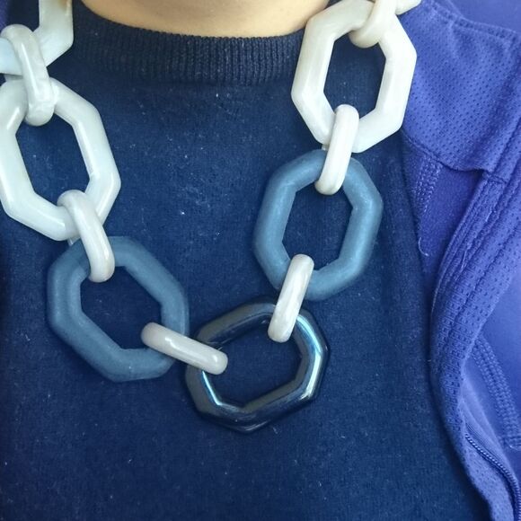 ALISHA.D Bold tri color Link Necklace - Picture 7 of 11